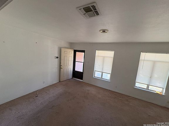 5th image of 339 LATCH DR