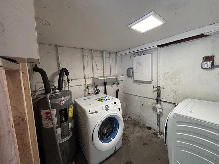 102 Summit Ave N #1 — Photo 8