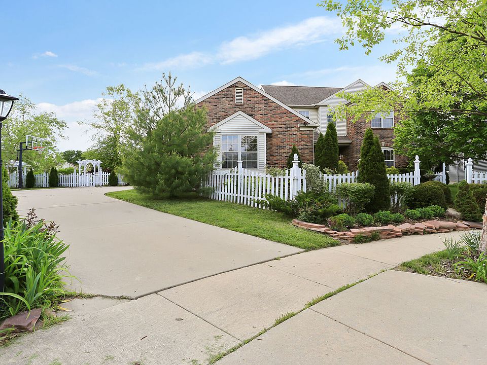 1105 Prestwick Point, Champaign, IL 61822 Zillow