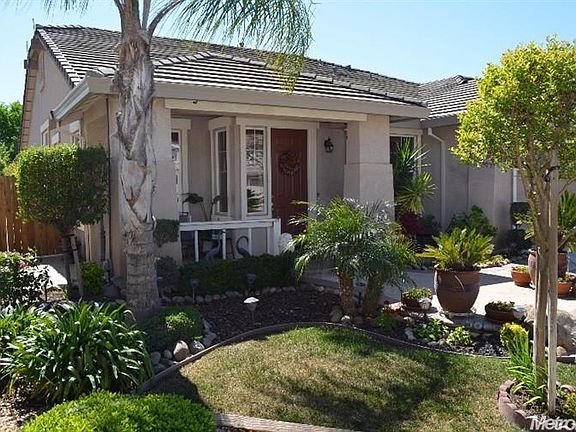 3rd image of 3462 Zaccaria Way