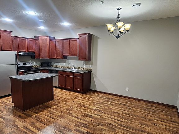 4th image of 5782 Overlook Ln