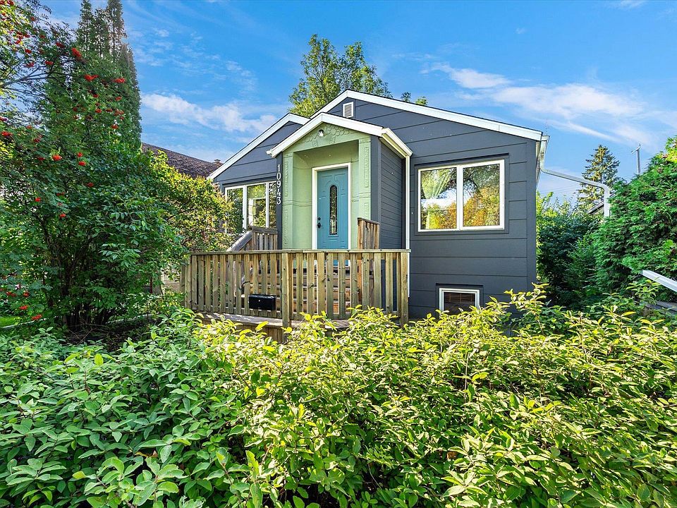 1st image of 10943 72nd Ave NW