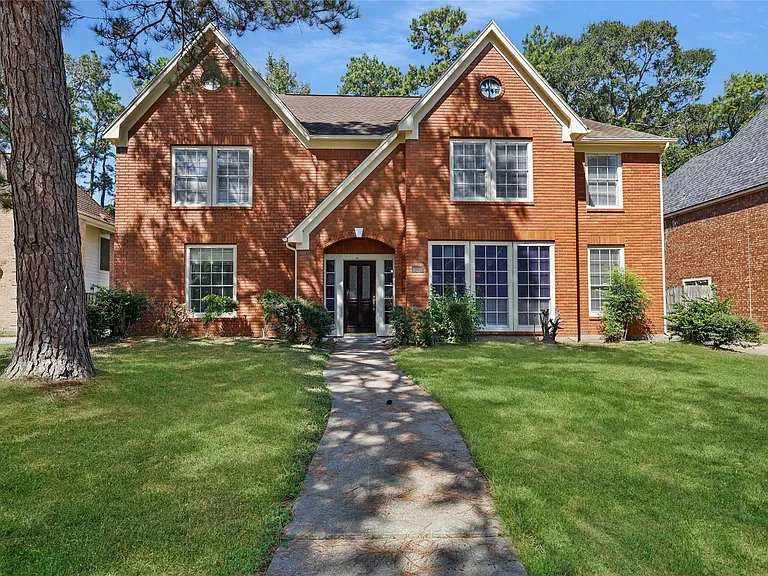 5803 Ancient Oaks Dr — Photo 1