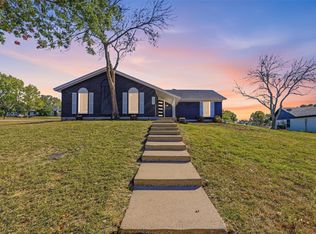 101 Park Trail Pl, Joshua, TX 76058