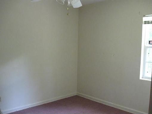 4th image of 7007 Bonnie Brae Ln