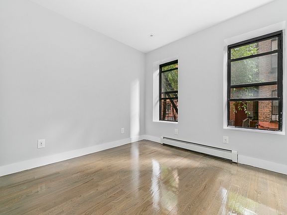 5th image of 215 E 117th St APT 4