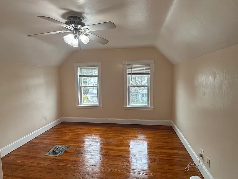71 Fairbanks St — Photo 9