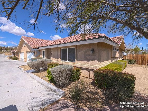 Driveway & Side Yard