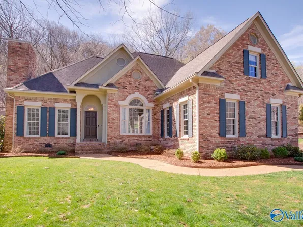 2408 Preston Ridge Dr SE, Brownsboro, AL 35741