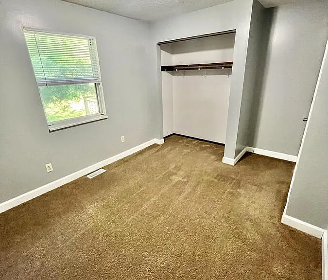 2605 Singing Hills Dr — Photo 20