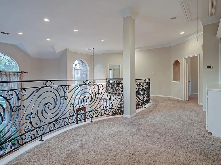 5365 Lampasas St — Photo 30