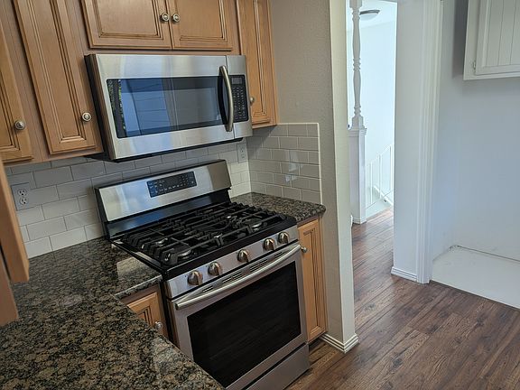 5th image of 153 S Elm St Unit C