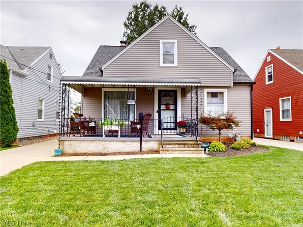 30028 Elgin Rd, Wickliffe, OH 44092