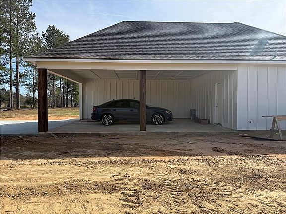 3rd image of 156 Locker Rd