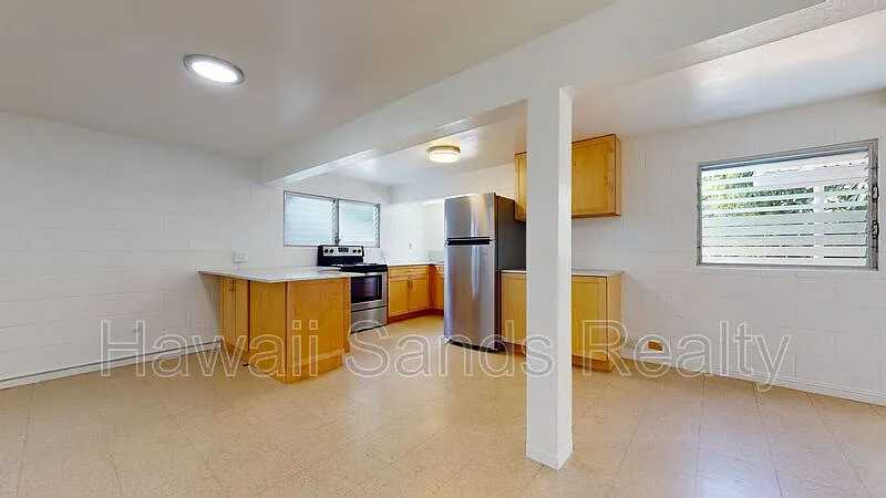 2 bed, 1.0 bath, 700 sqft, $1,800 — Photo 4