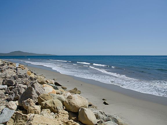 4th image of 1305 Plaza Pacifica