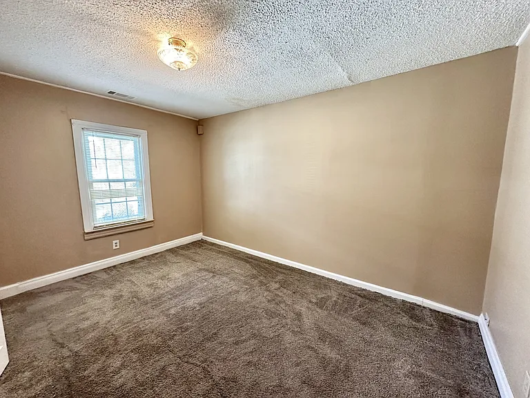 5624 Cairo Ave — Photo 9