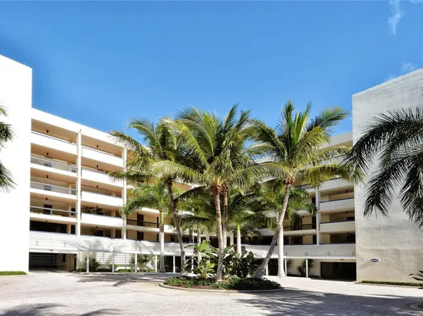 1930 Harbourside Dr Unit 122, Longboat Key, FL 34228