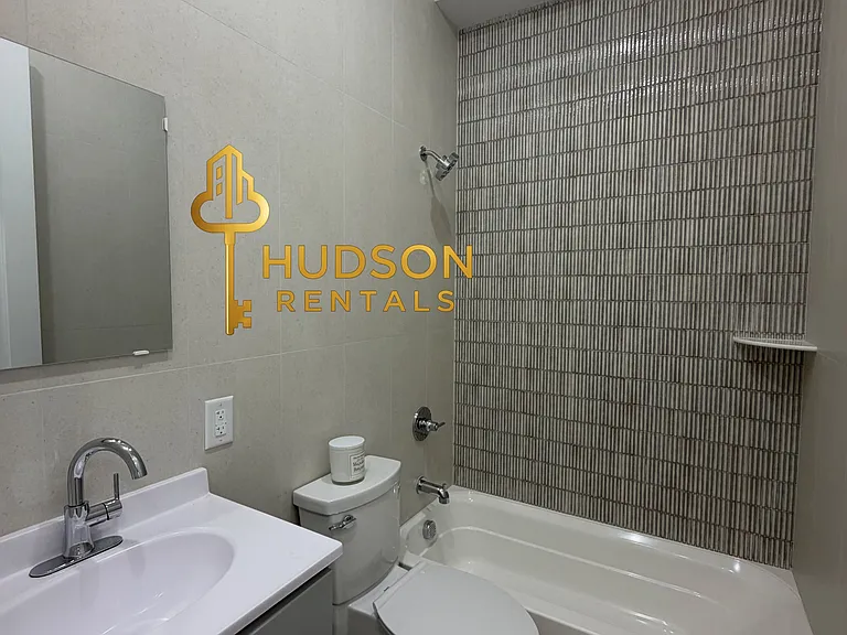 40 Lembeck Ave #309 — Photo 5
