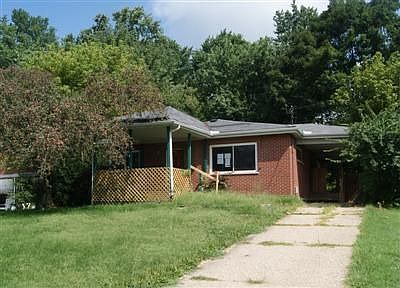 1st image of 26 Julia Ave