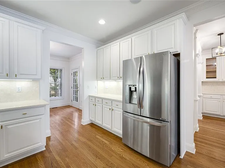 2603 Oglethorpe Cir — Photo 18