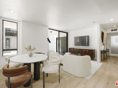 906 N Doheny Dr APT 304, West Hollywood, CA, 90069