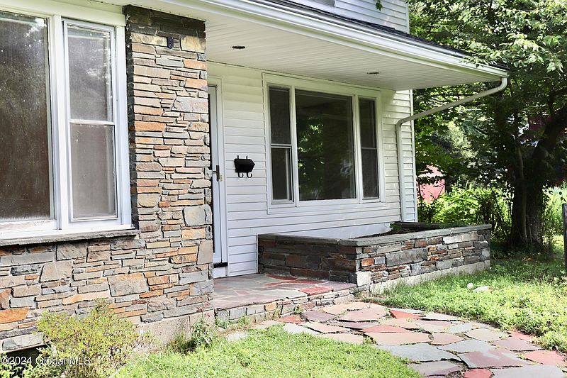 3rd image of 163 Adams Place