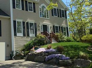 131 Moraine Ct, South Kingstown, RI 02879