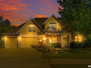 6314 N Fieldtree Ct, Peoria, IL 61615