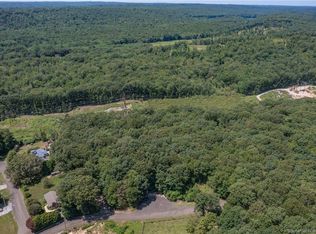 187C Fitch Hill Rd, Uncasville, CT 06382