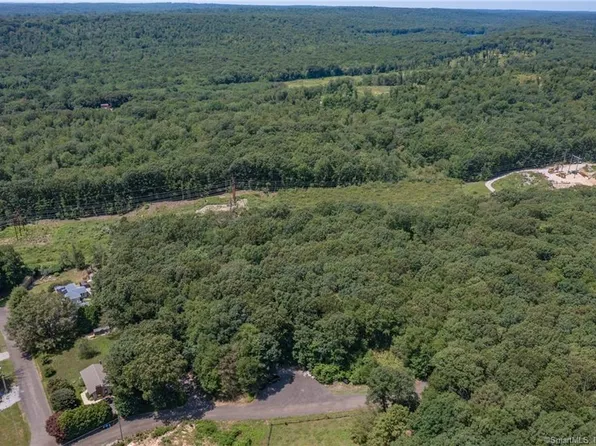 187C Fitch Hill Road, Montville, CT 06382