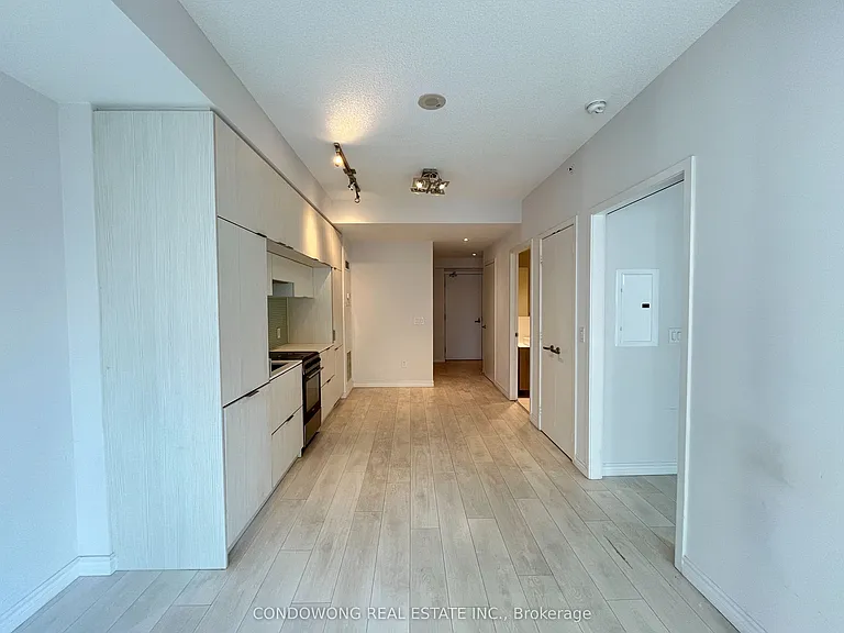 159 Dundas St E #1303 — Photo 3