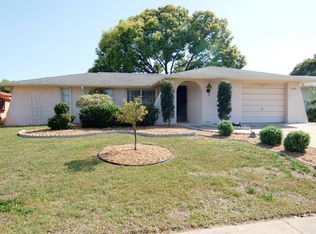 7430 San Carlos Dr, Port Richey, FL 34668