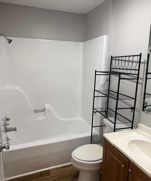 203 Treutland Ave #A — Photo 11
