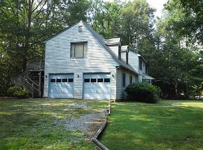 4th image of 7510 Hines Pl