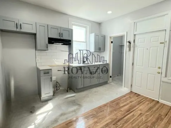 29 Baldwin Ave Floor 2, Newark, NJ 07108