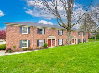 64 Menlo Park Dr, Akron, OH 44313