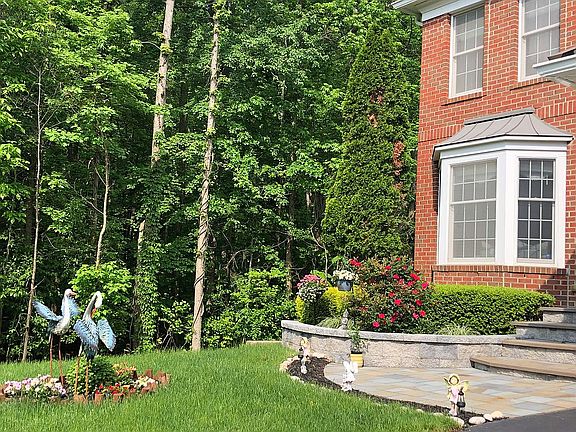 4th image of 7 Juliet Ct