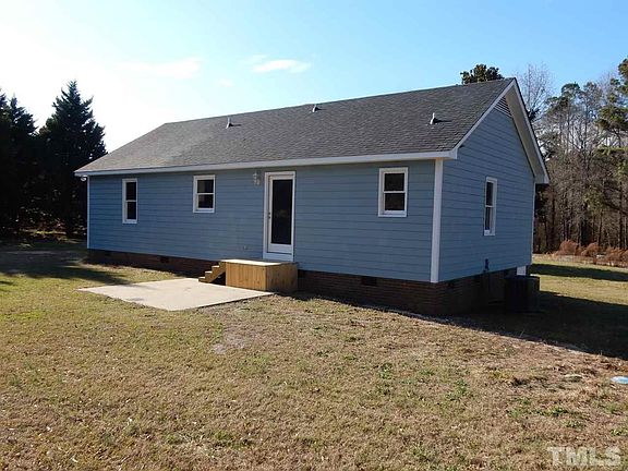 3rd image of 416 Marshall Ln