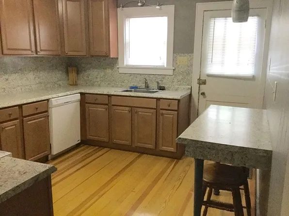 1530 5th St, Altoona, PA 16601