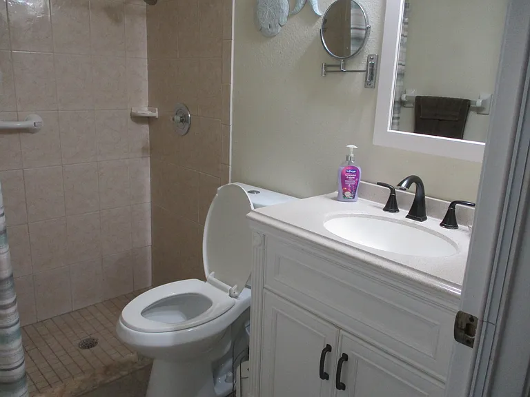 471 Insull Ct — Photo 15