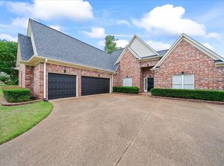 1166 Sanbyrn Dr, Cordova, TN 38018