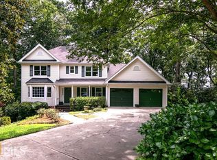 1404 Rustlewood Ct, Lilburn, GA 30047