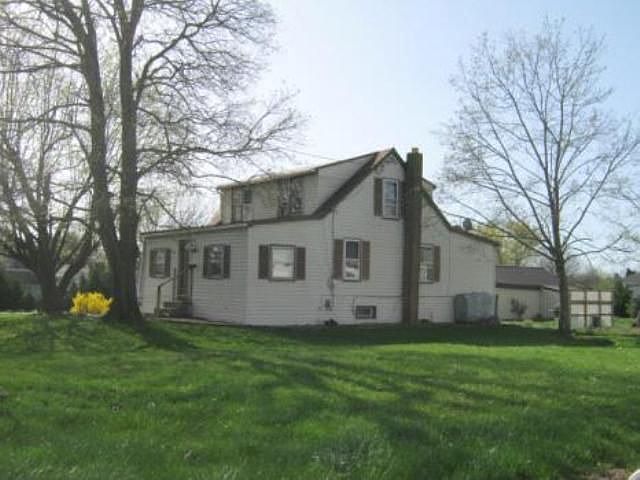 2nd image of 1320 Chambersburg Rd
