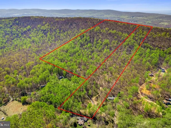 13583 Hanging Rock Ln, Lovettsville, VA 20180