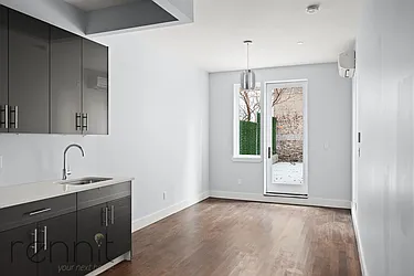 Rented by Rennit Inc.