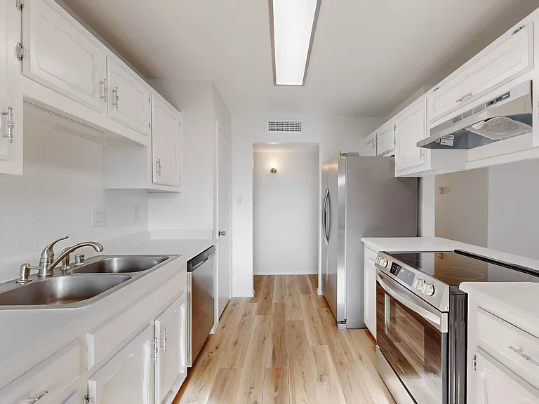 2612 Los Tretos St NW — Photo 24