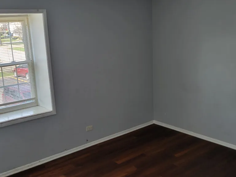 928 Miller Ave — Photo 15