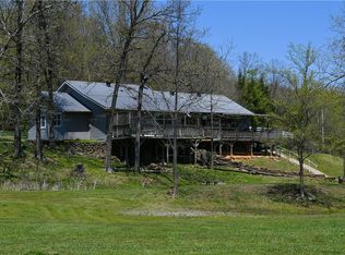 14854 Cove Crk N, Prairie Grove, AR 72753