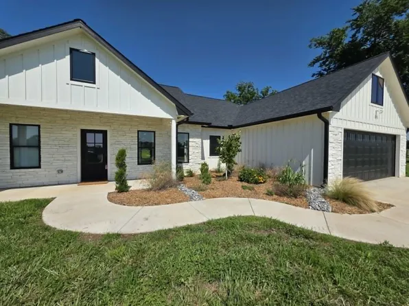 61500 Tarhe Trl, Fairland, OK 74343